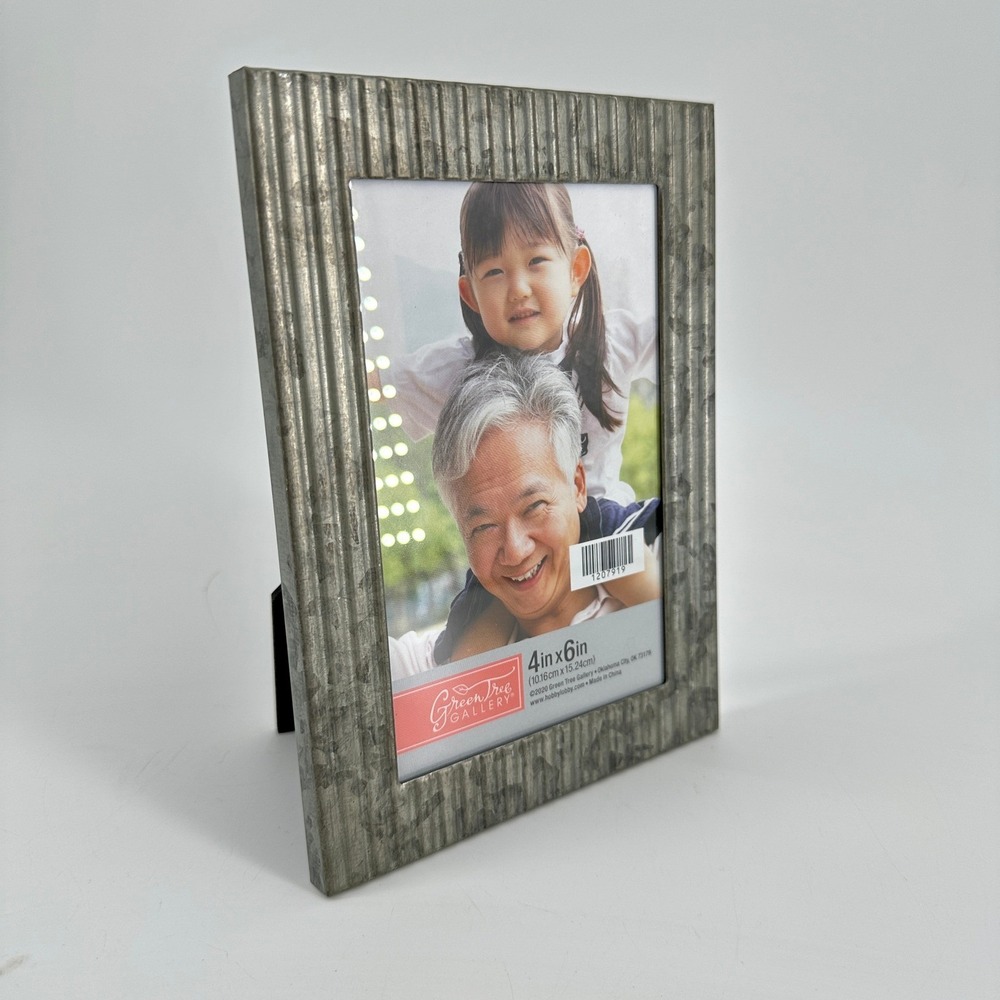 Green Tree Gallery 4x6 Corrugated Galvanized Metal Rustic Farmhouse Photo Frame